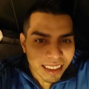 Meet your Posher, Alexis